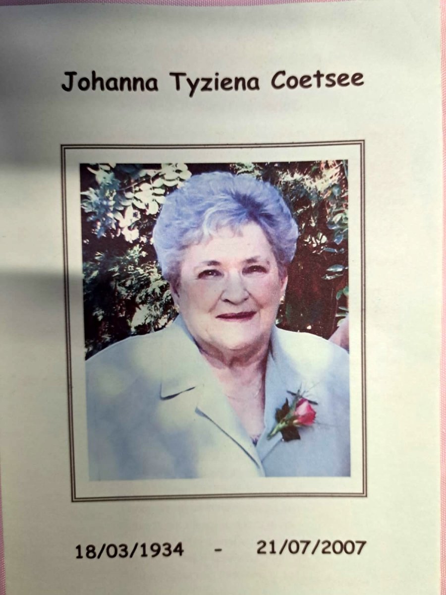 COETSEE-Johanna-Tyziena-Nn-Tysie-nee-Myburgh.Meyburgh-1934-2007-F-01