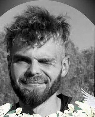 LUÜS-Leon-2003-2025-M_02