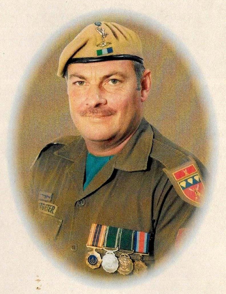 POTGIETER-Jan-Abraham-1947-2004-M_01