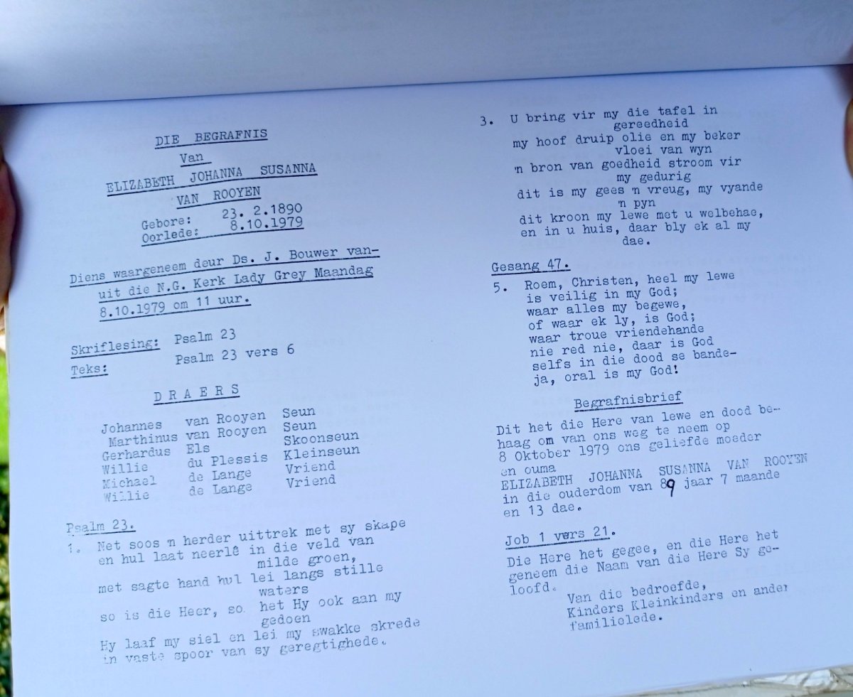 ROOYEN-VAN-Elizabeth-Johanna-Susanna-1890-1979-F-01