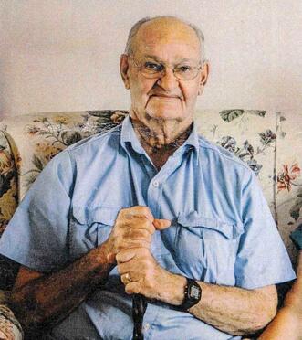 STRYDOM-Kobus-1939-2022-M