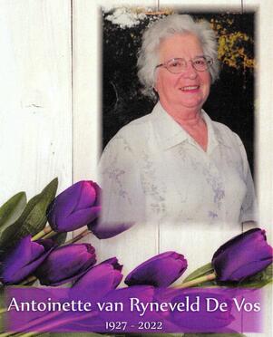 VOS-DE-Antoinette-VanRyneveld-Nn-Toi-1927-2022-F_02
